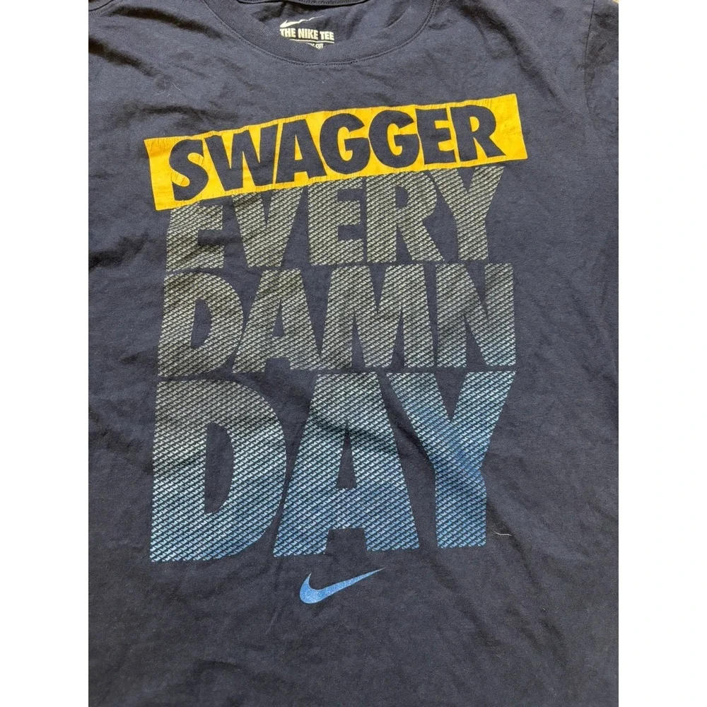 Nike Basic Tee  T-Shirt Mens M Navy Embroidered Swoosh Athletic 561416-41S